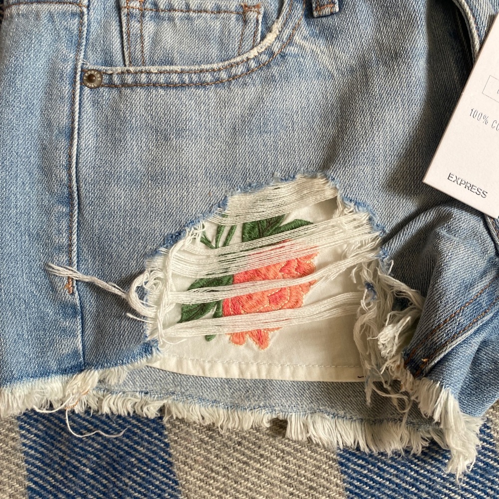 Women’s Express Shorts Blue Jeans Size 00